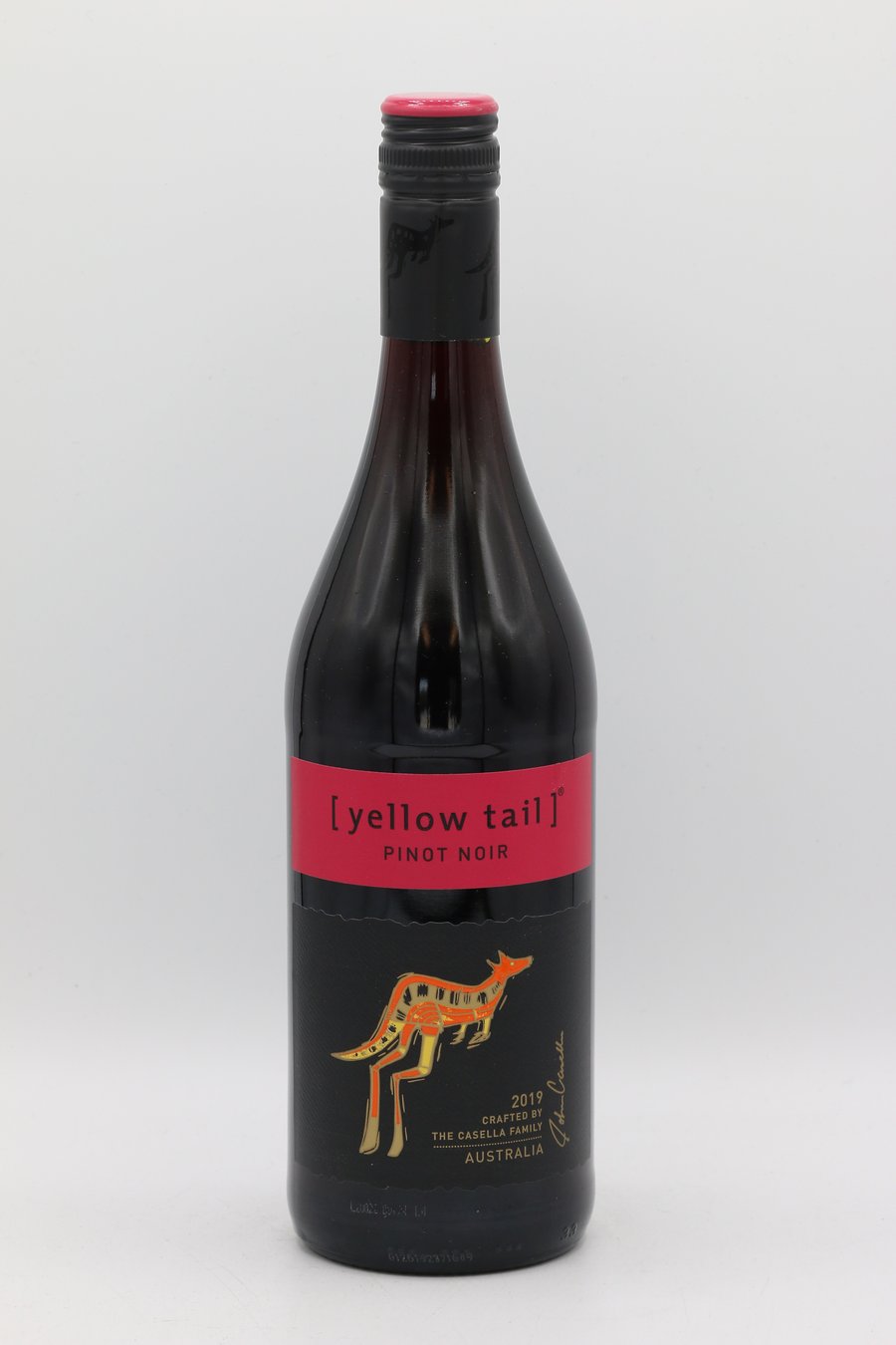 images/wine/Red Wine/Yellow Tail Pinot Noir 750ml.jpg